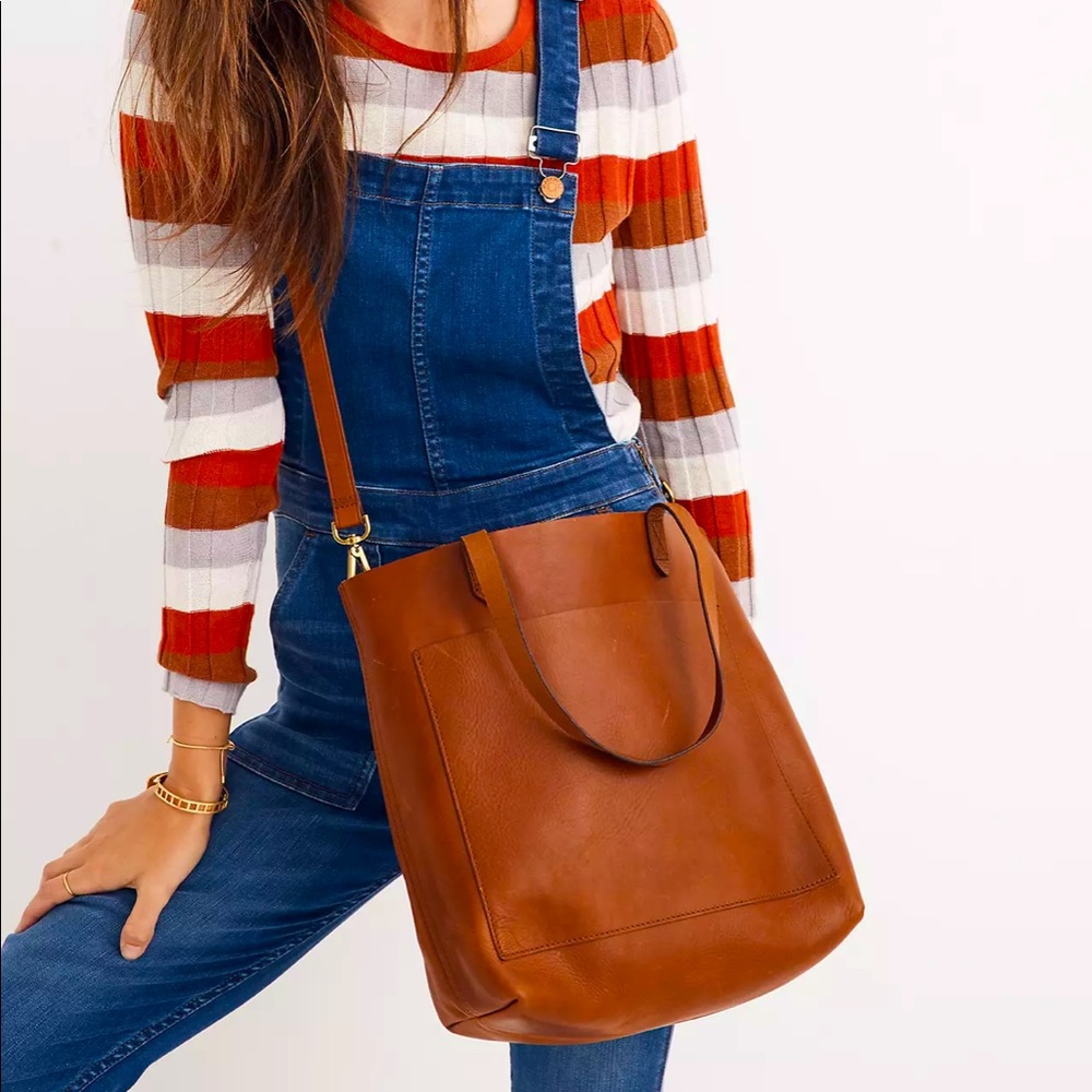 Madewell Medium Transport Tote in English Saddle